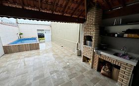 Casa Com Piscina 800 M Da Praia Casa De Férias